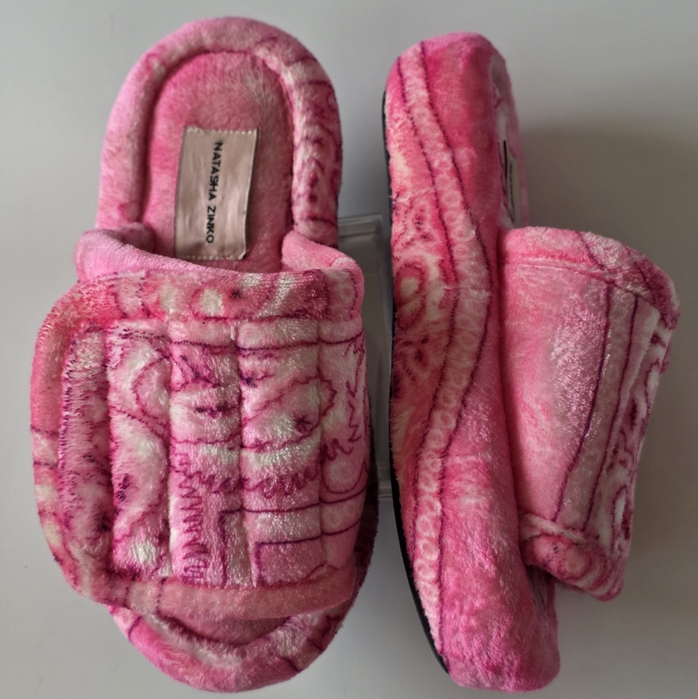 NATASHA ZINKO PINK BANDANA PRINT VOLUME PLATFORM SLIDES 9 - Picture 2 of 12